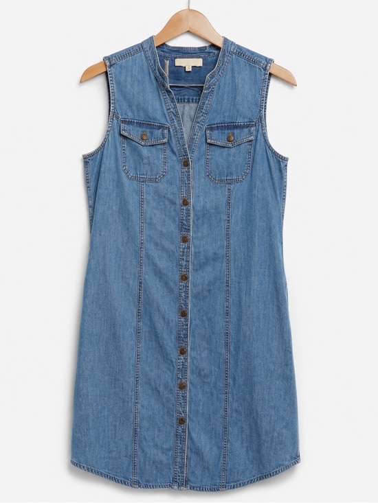 Jones New York Dresses & Skirts - Jones New York Light Wash Denim Button-Front Shirt